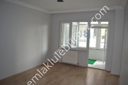 Lüleburgaz Yıldız Mahallesi'nde kiralık 3+1 Daire