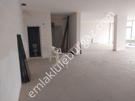 Lüleburgaz Yılmaz Mahallesi Cadde Üzerinde Satılık Dükkan